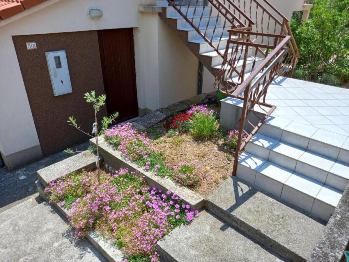 קרלובג Apartmani Gracijela מראה חיצוני תמונה