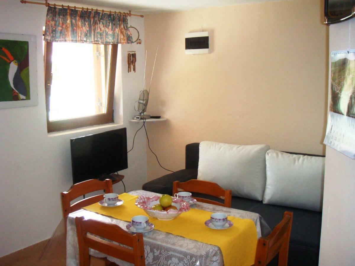 קרלובג Apartmani Gracijela מראה חיצוני תמונה